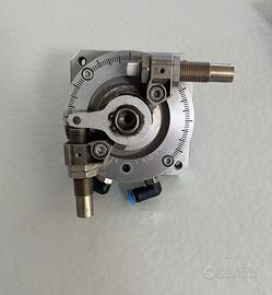 Attuatore oscillante pneumatico nuovo