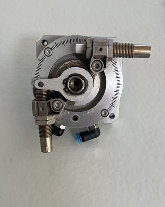 Attuatore oscillante pneumatico nuovo