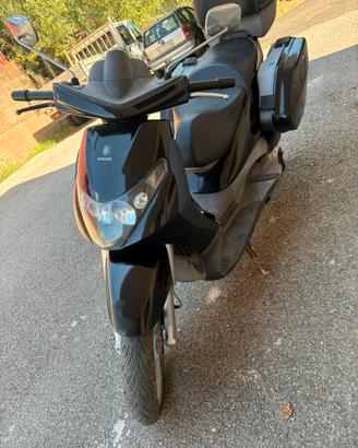 Piaggio beverly 250