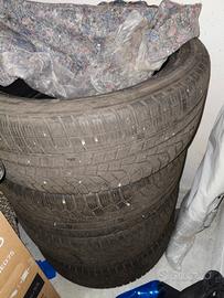 Pneumatici 215/45 R18 93V INVERNALI