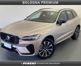 Volvo XC60 B4 (d) automatico Plus Dark