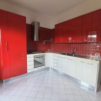 CUCINA COMPLETA IN PERFETTE CONDIZIONI, BEN TENUTA