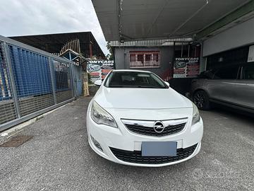 Opel astra 2011 Elective