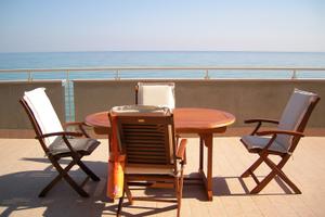 Bilocale fronte mare -Litorale Nord