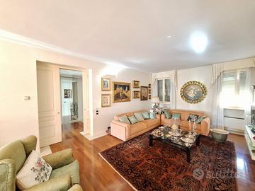 VILLA SINGOLA IN CENTRO CITTA'