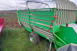 Carro falciautocaricante