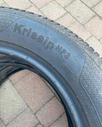 n. 2 Pneumatici invernali 225/60R17