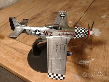 Modellino aereo NA P51 Mustang scala 1/72