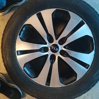 gomme invernali più cerchi Kia Sportage 