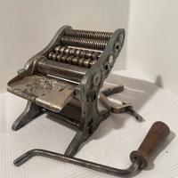 Macchina pasta fresca fatta in casa