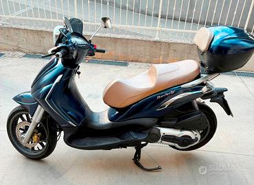 Scooter Piaggio Beverly 400