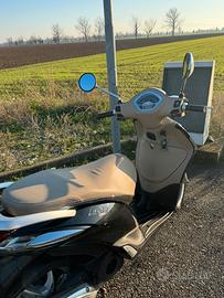 Scooter Piaggio Liberty 125