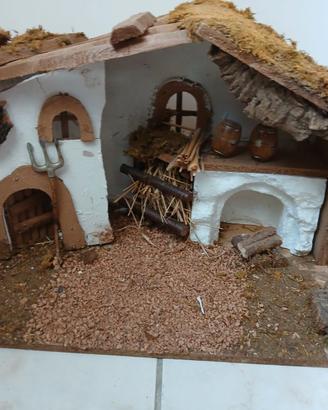 Decorazioni natalizie: capanna presepe