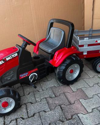 Trattore PEG PEREGO"Maxi Diesel Tractor"+Rimorchio