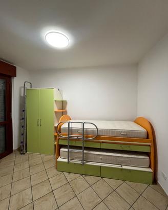 Armadio e letto a castello 