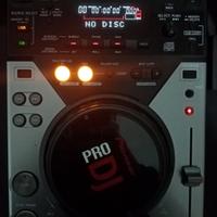 CONSOLLE DJ: CDJ400 PIONEER + MIXER VESTAX 