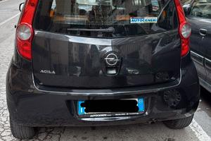 automobile 5 porte alimentazione benzina