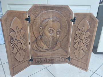 quadro in legno scolpito a mano 