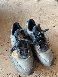 Scarpe trail running trekking Saucony Aura TR