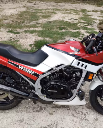 Honda VF 500 F