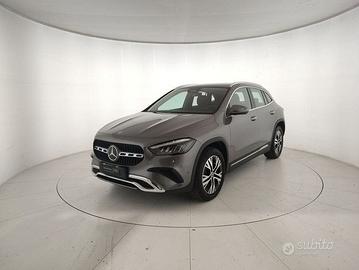 Mercedes-Benz GLA 250 e phev Progressive Adva...