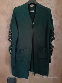 Cardigan lungo donna verde scuro con strass.