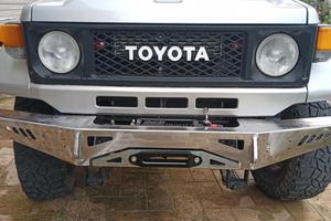 PARAURTI USO GRAVOSO TOYOTA BJ-HZJ SERIE 70