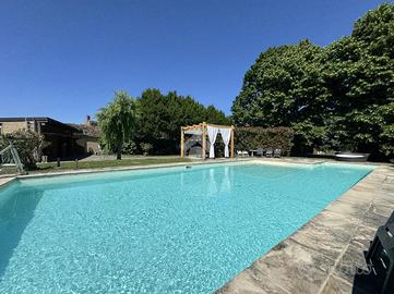 VILLA SINGOLA A CREMA