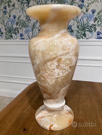 Vaso di alabastro Egiziano