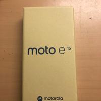 cellulare  Motorola e 15