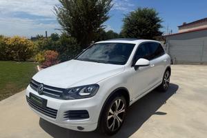 Volkswagen Touareg 3.0 TDI 245 cv EXECUTIVE