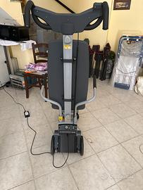 Montascale elettronico per disabili