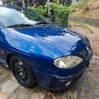 Renaul Megane Coach 1.6 16 valvole