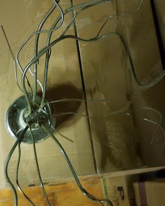 lampada da parete o soffitto 
