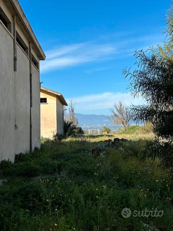 Terreno di ampia dimensione in viale Elmas