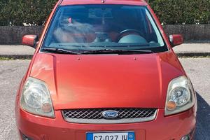 Ford Fiesta Ghia 2006