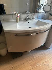 Mobile bagno buine condizioni