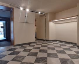 FIRENZE BORGO SS APOSTOLI fondo commerciale