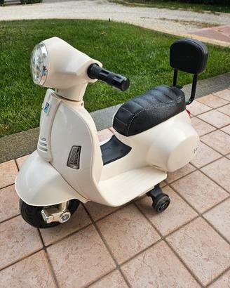 vespa giocattolo 