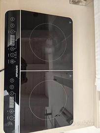 Fornello ad induzione elettrico con doppia piastra