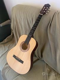 Chitarra 3/4 classica mai usata
