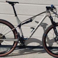 Canyon Lux Trail taglia L