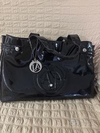 Borsa Armani