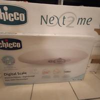 Next to me CHICCO  e bilancia 