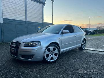 AUDI - A3 2.0 tdi Attraction FL S.LINE