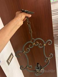 Lampadario in ferro battuto