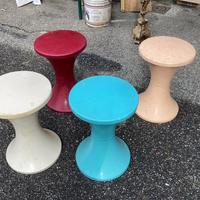 Sgabelli in plastica