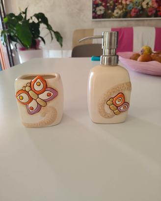 Porta spazzolino e sapone inThun