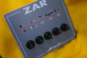 Pulsantiera per gommone zar