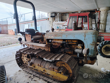 Trattore a cingoli con arco Landini CL5000